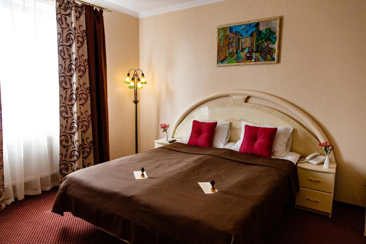 Hotel Argo Lwów Zewnętrze zdjęcie