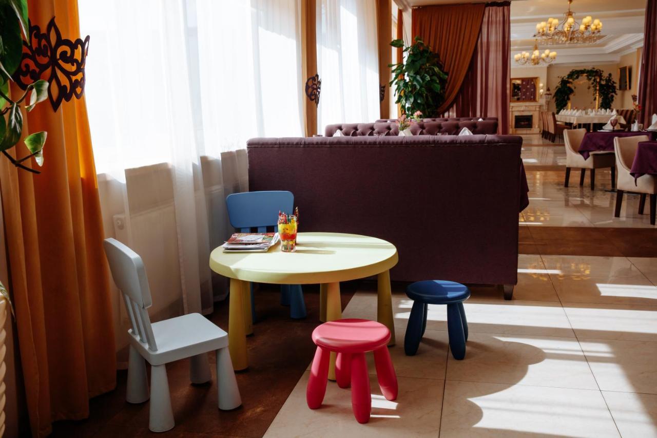 Hotel Argo Lwów Zewnętrze zdjęcie